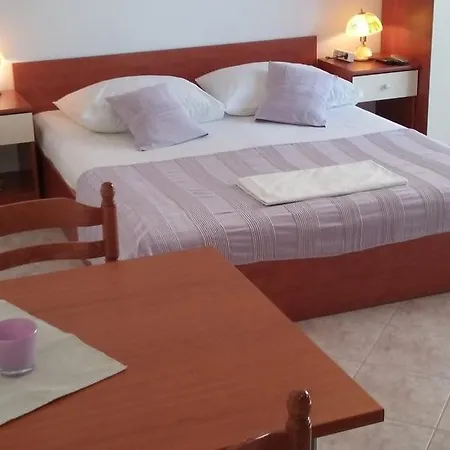 Jadrijevic Brne Primošten