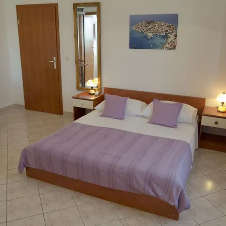 Jadrijevic Brne アパート *