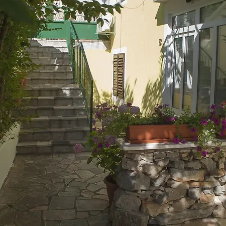 アパート Jadrijevic Brne プリモシュテン