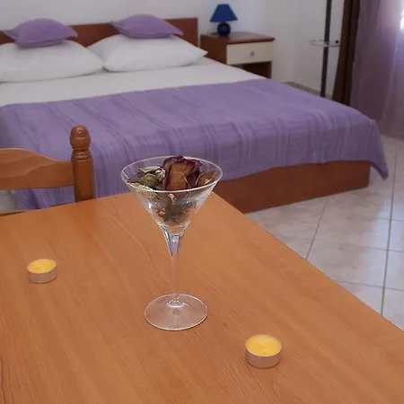 アパート Jadrijevic Brne