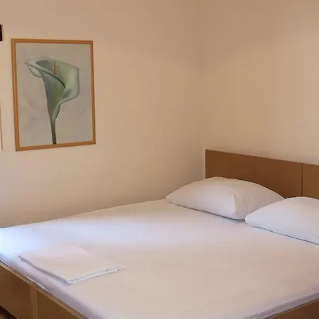 Jadrijevic Brne * プリモシュテン