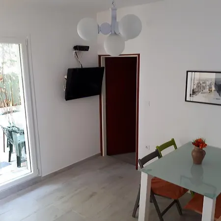 Jadrijevic Brne * Primošten