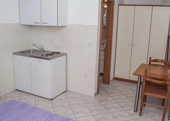 Jadrijevic Brne شقة Primošten